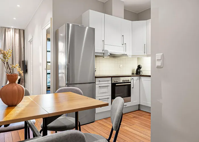 아파트 Heimby Homes - Balcony Above The Sea *