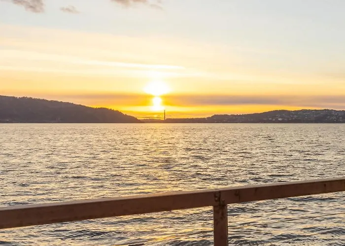 Heimby Homes - Balcony Above The Sea 公寓 卑爾根