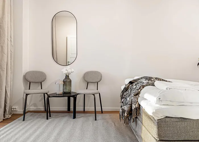 Heimby Homes - Balcony Above The Sea